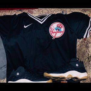 MLB Yankees Good condition shirt